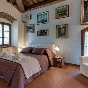 https://rondini-blu.it-tuscanyhotel.com