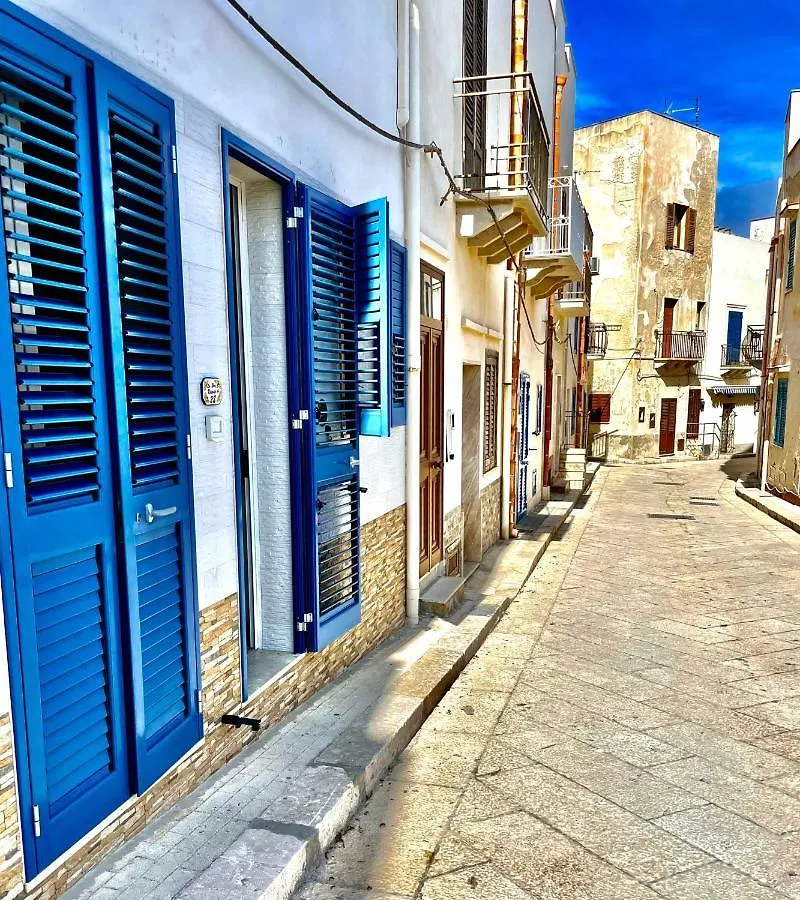 Il Muretto Guest House Marettimo Italy